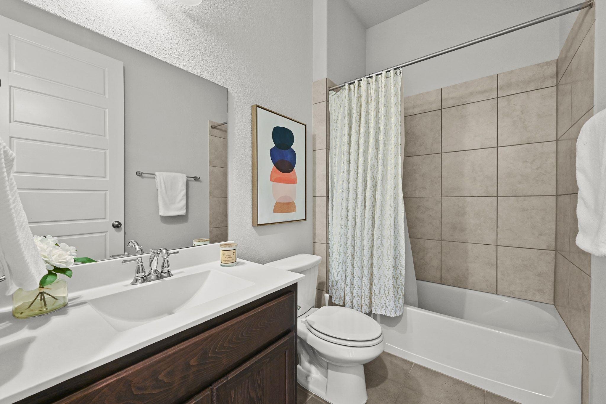 216 Vista Village CV