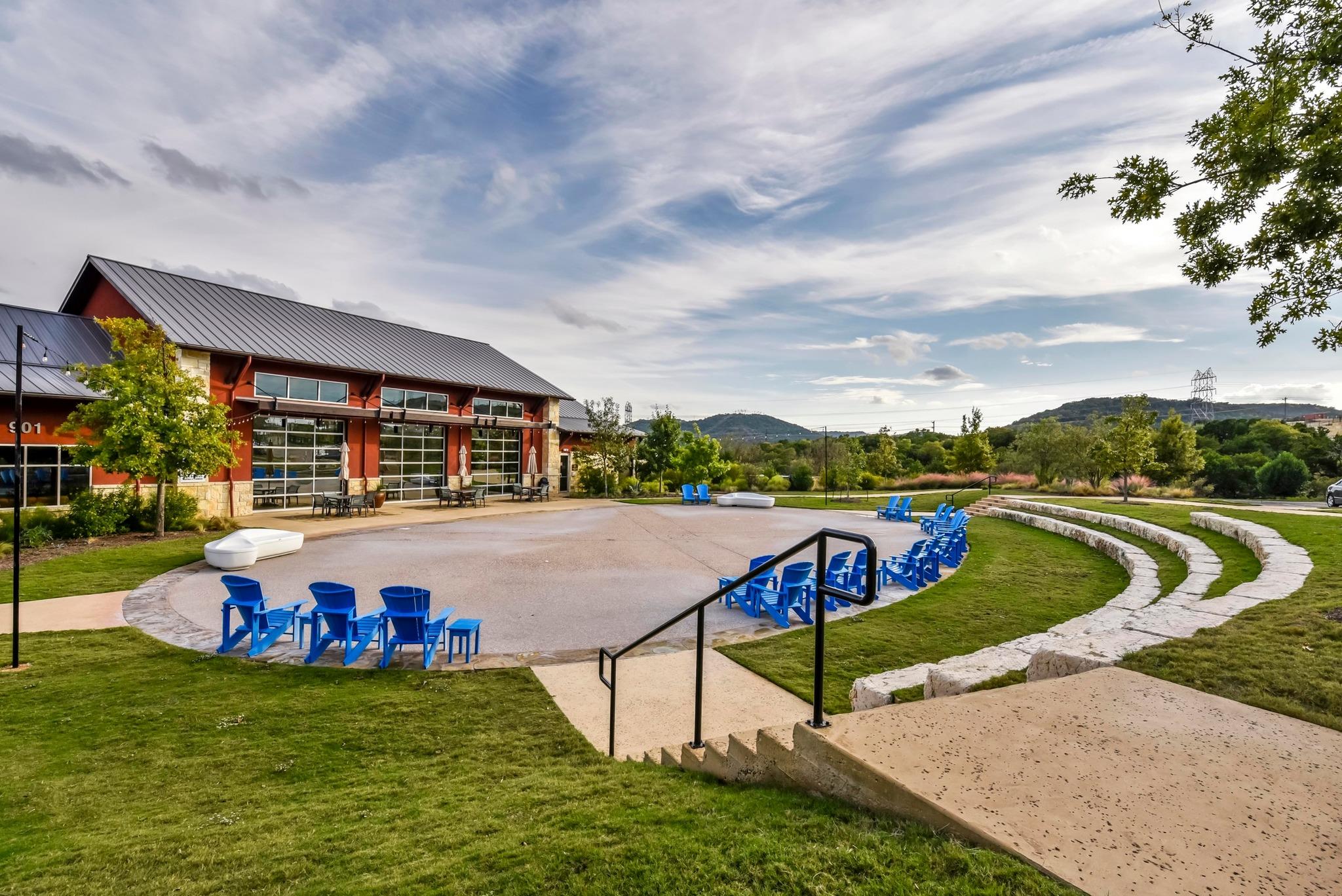 216 Vista Village CV