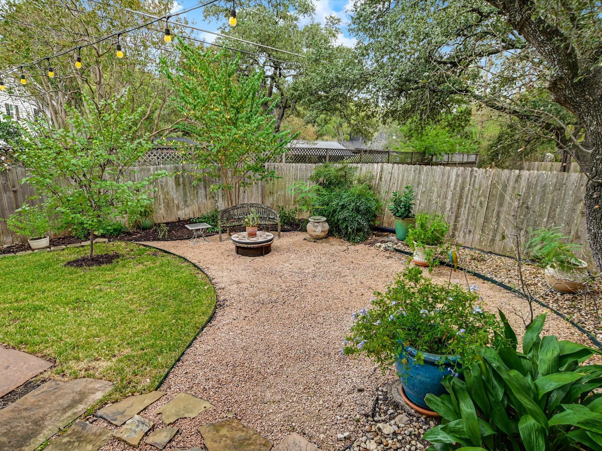 8709 Oakmountain CIR