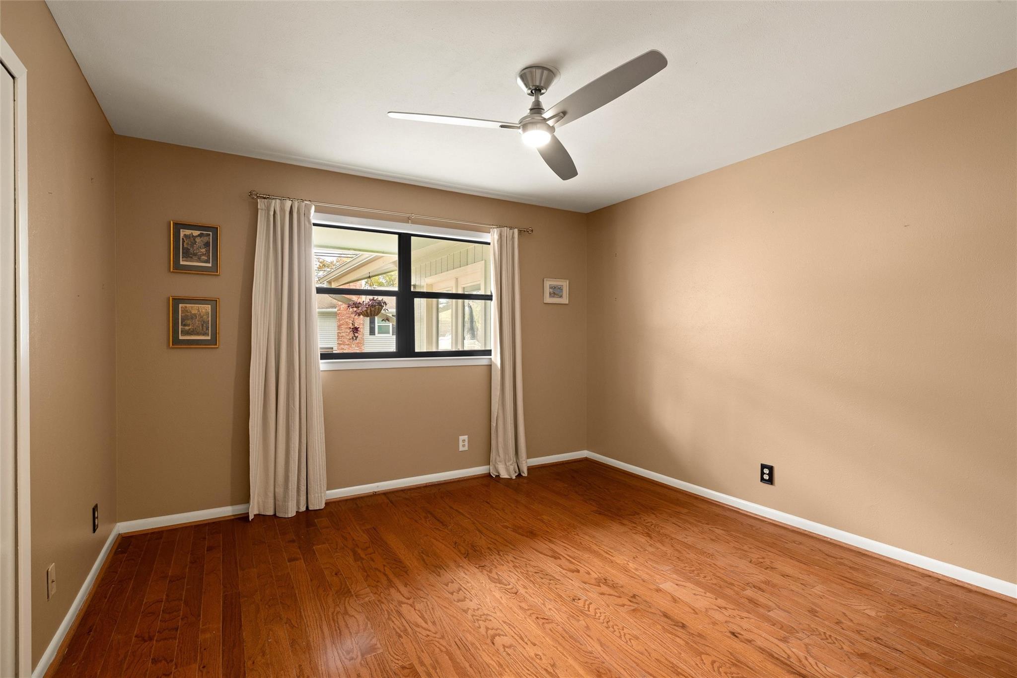 8709 Oakmountain CIR