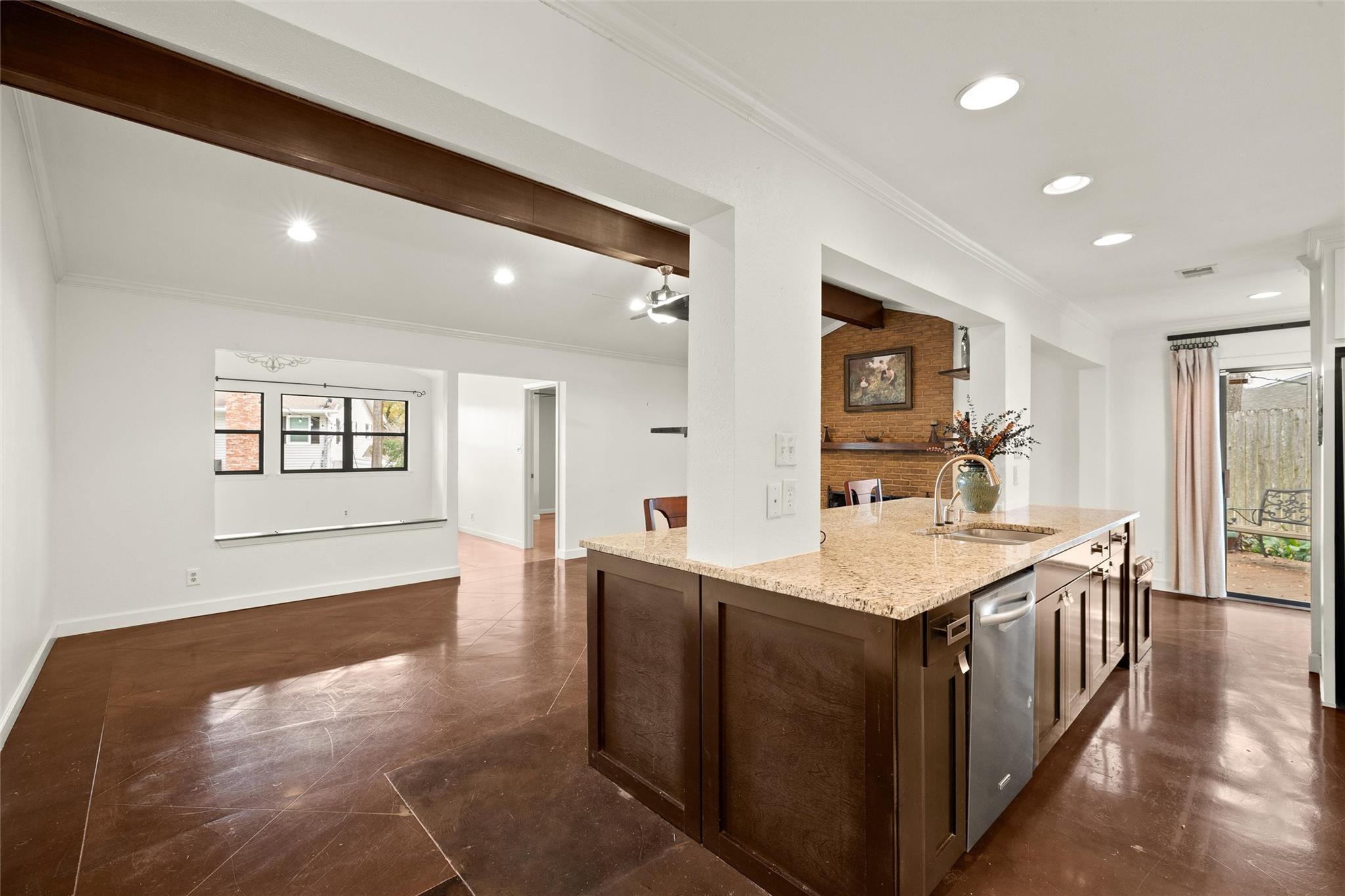 8709 Oakmountain CIR