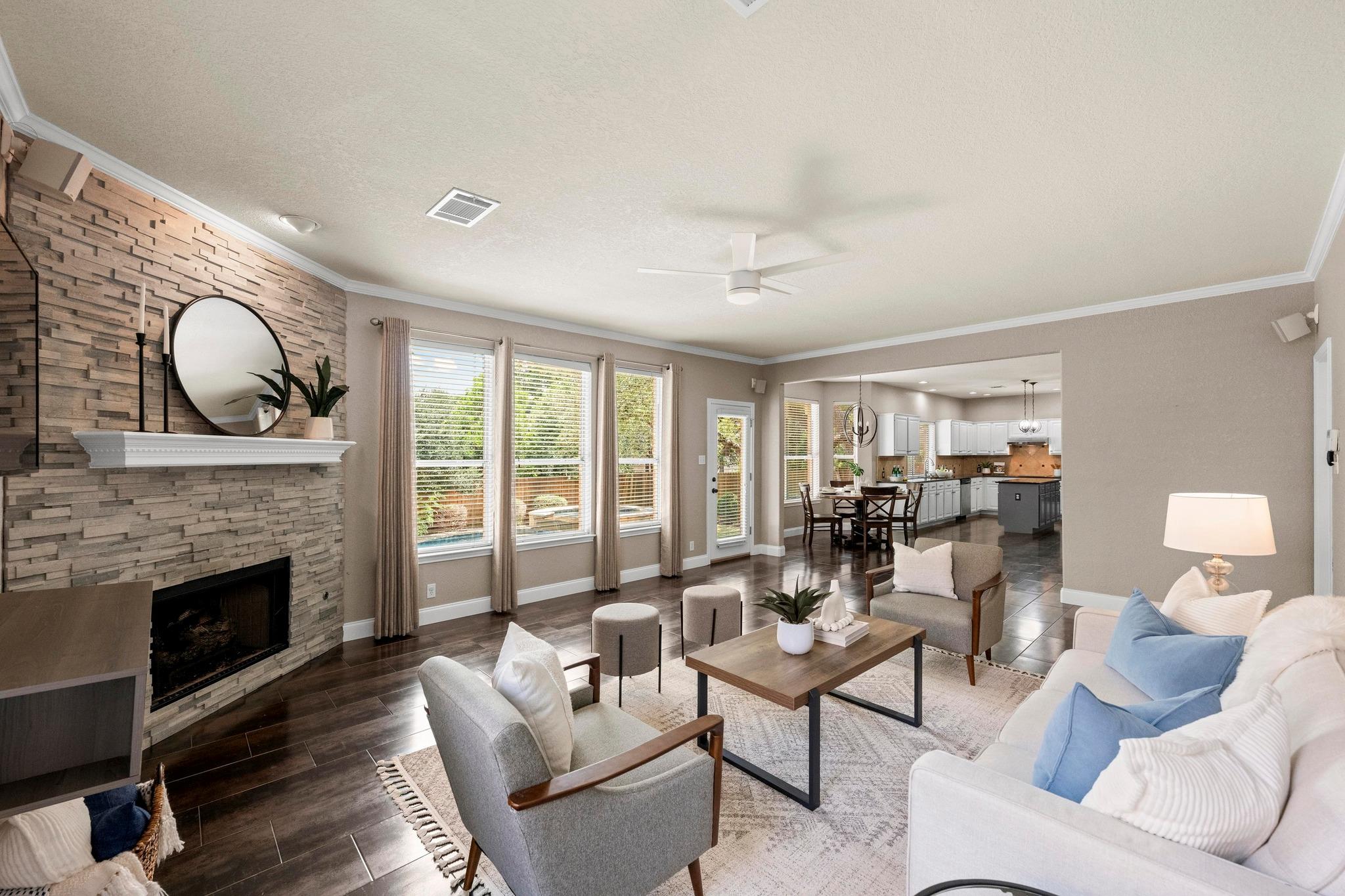 7517 Robert Kleburg LN