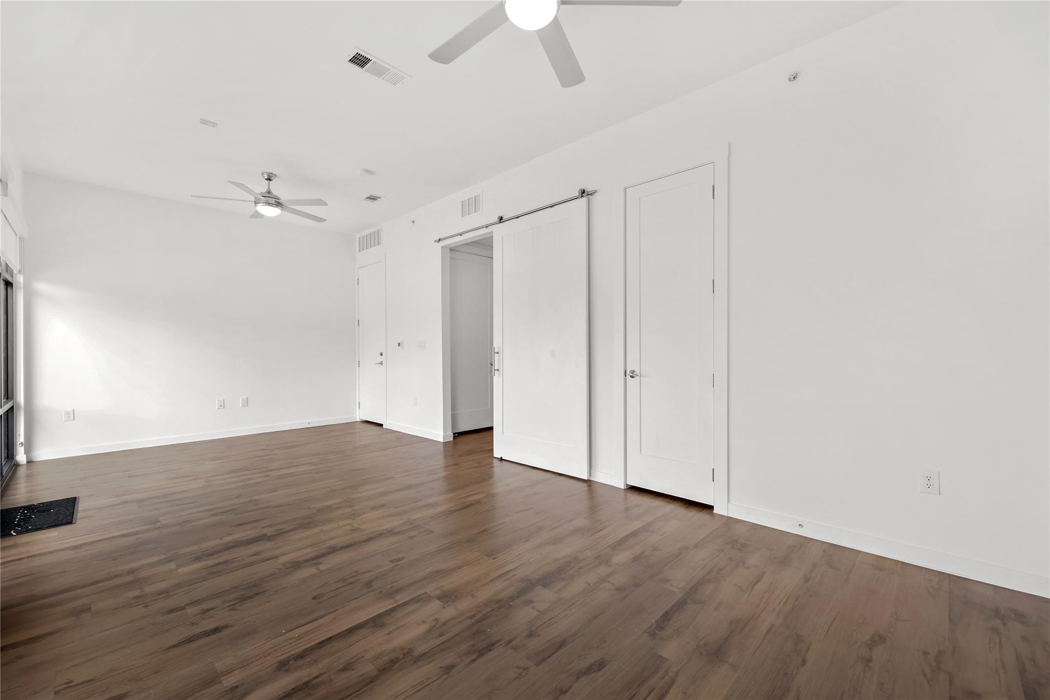 4801 Springdale RD # 1005