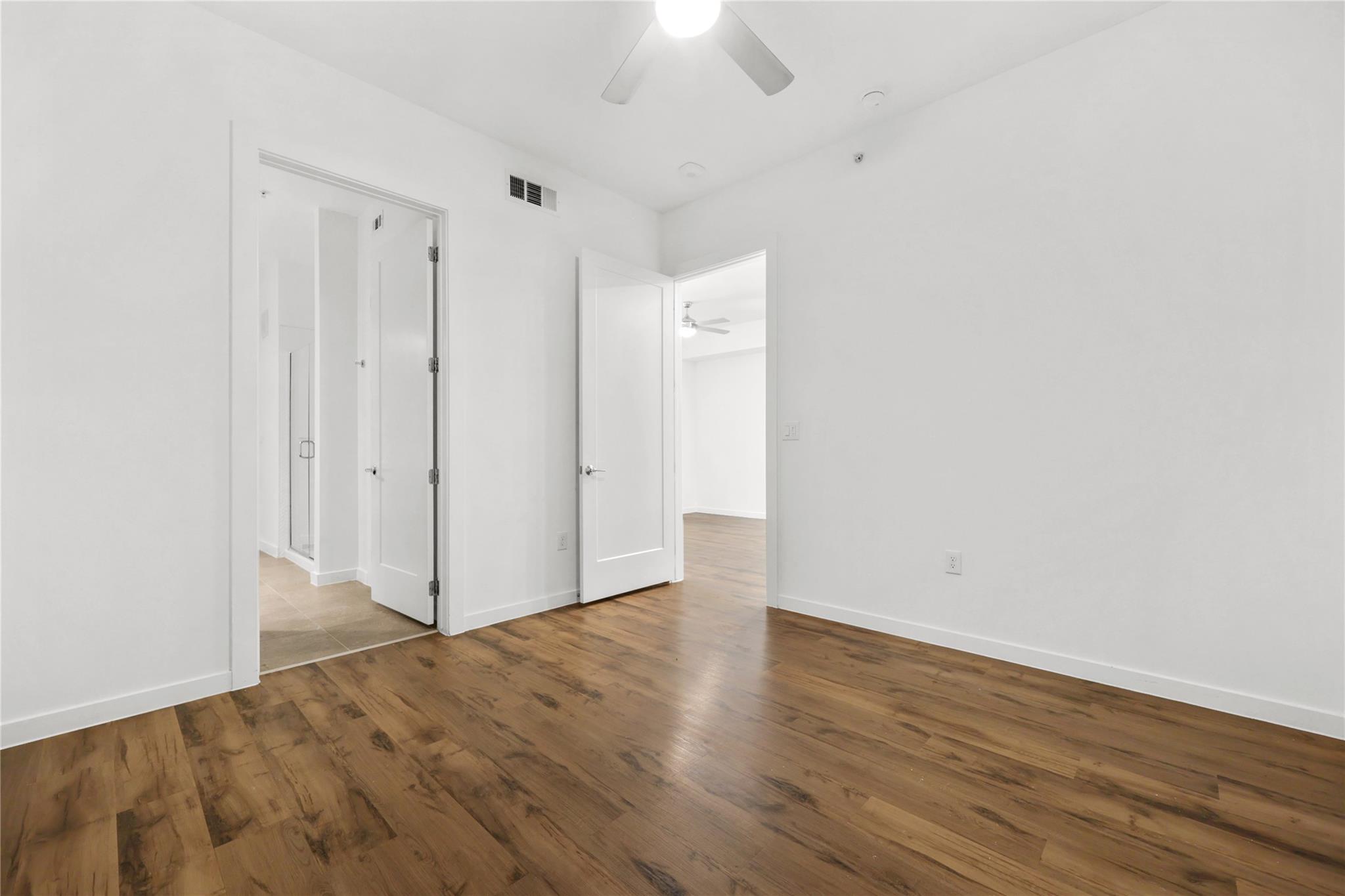 4801 Springdale RD # 1005