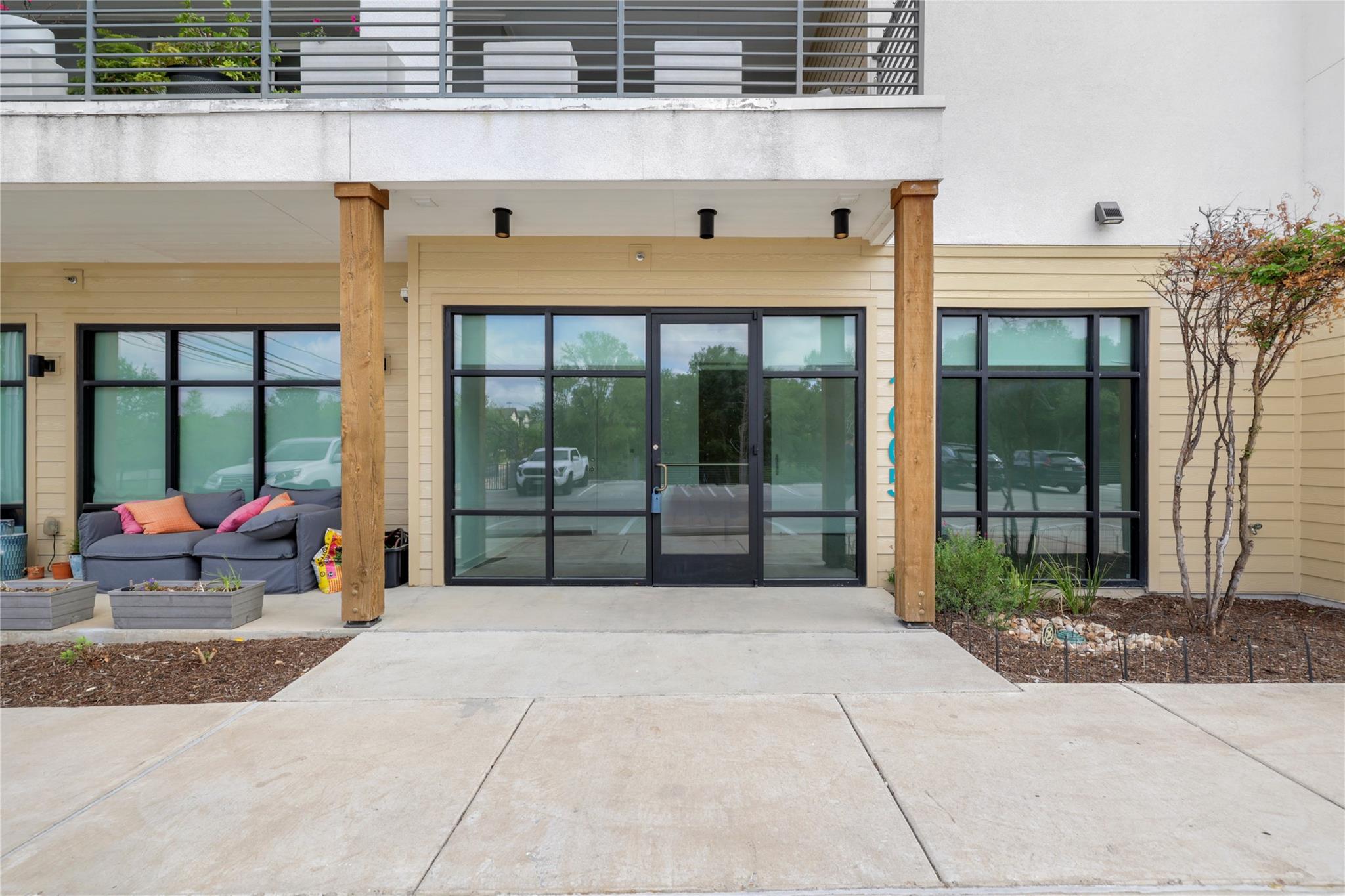 4801 Springdale RD # 1005