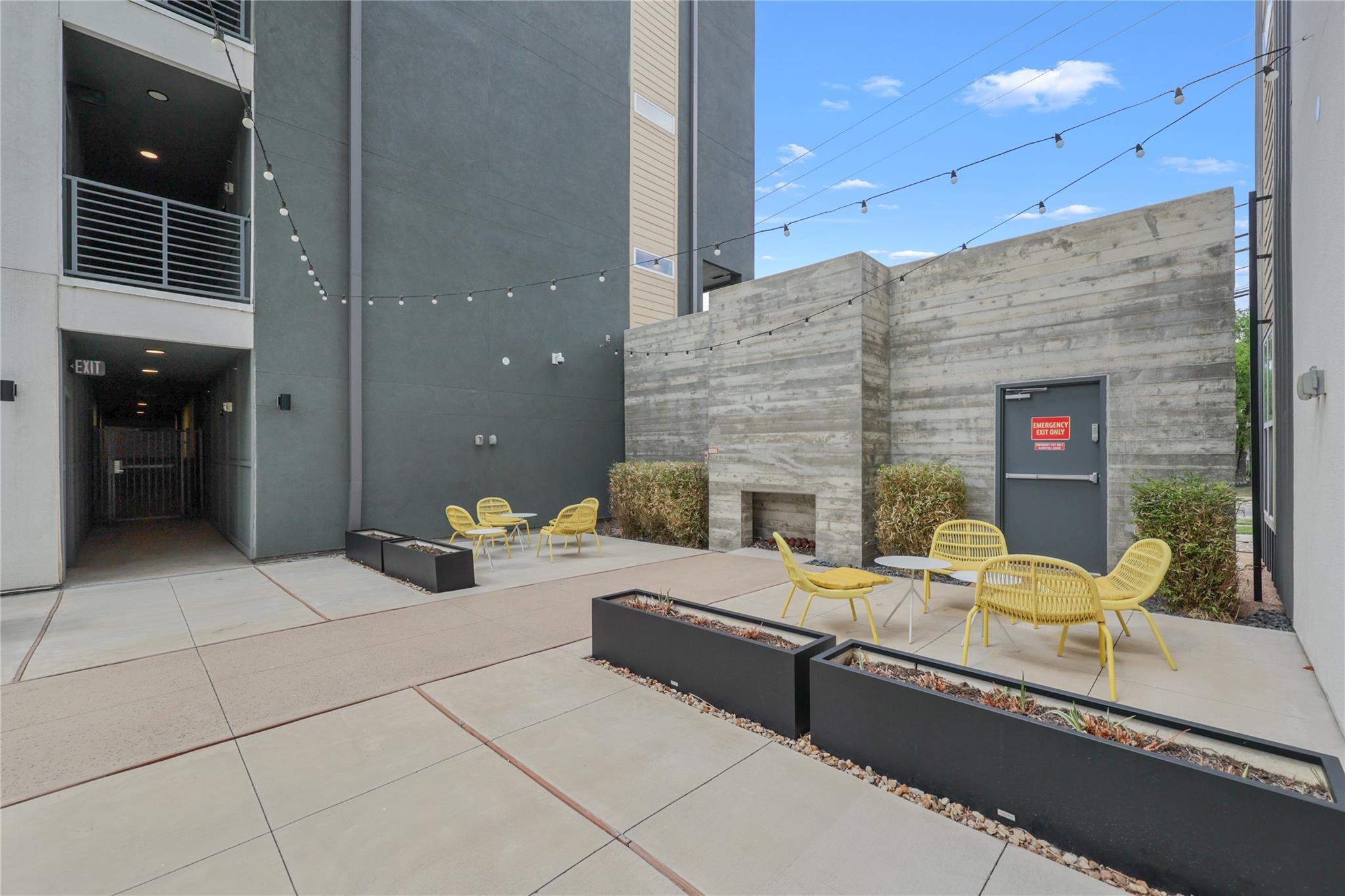 4801 Springdale RD # 1005