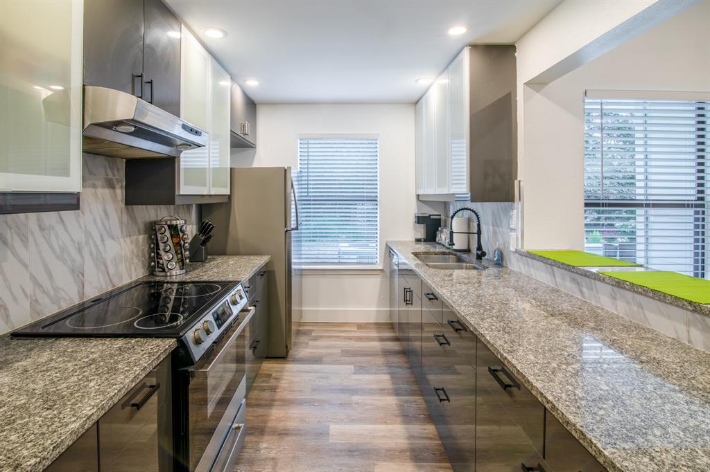 11018 Southwest Oaks BLVD # B