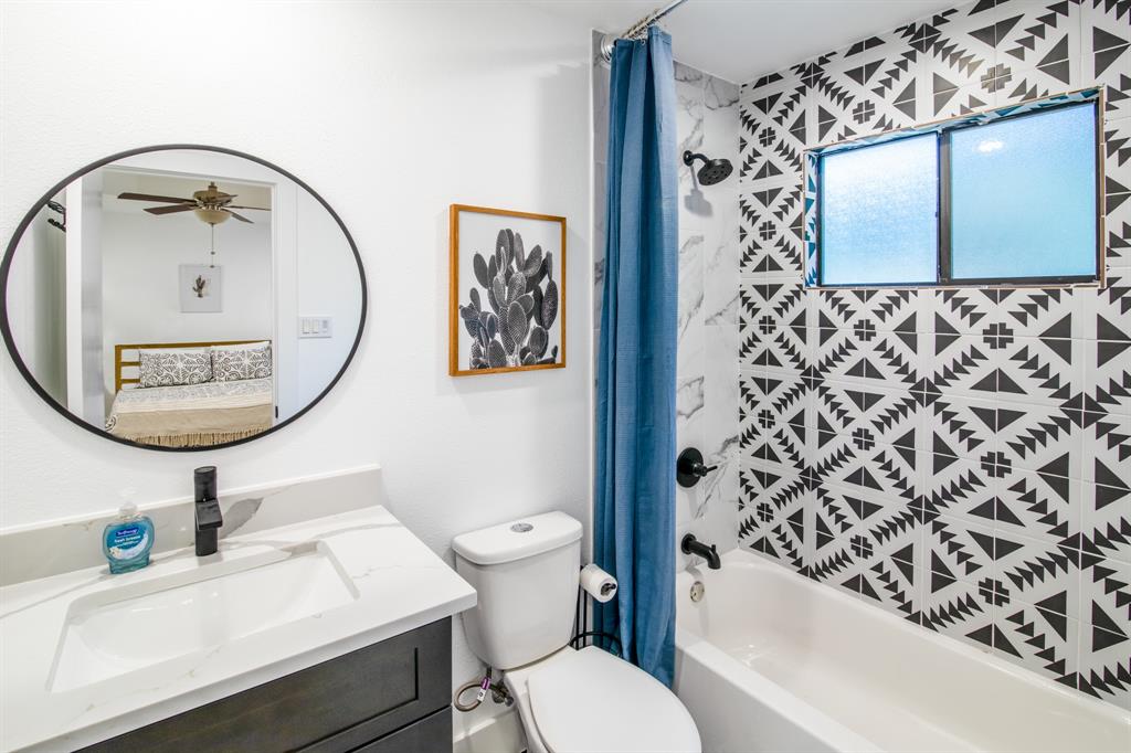 11018 Southwest Oaks BLVD # B