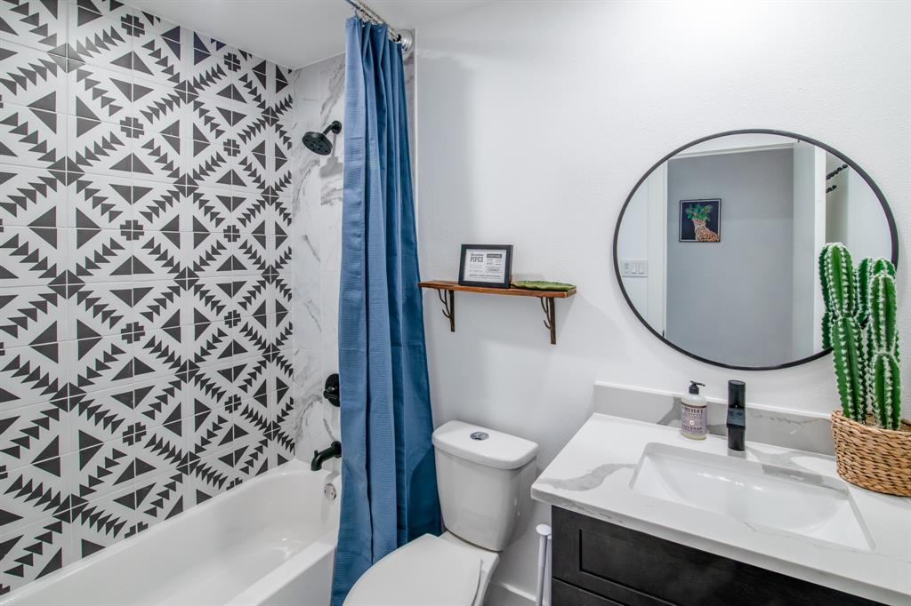 11018 Southwest Oaks BLVD # B