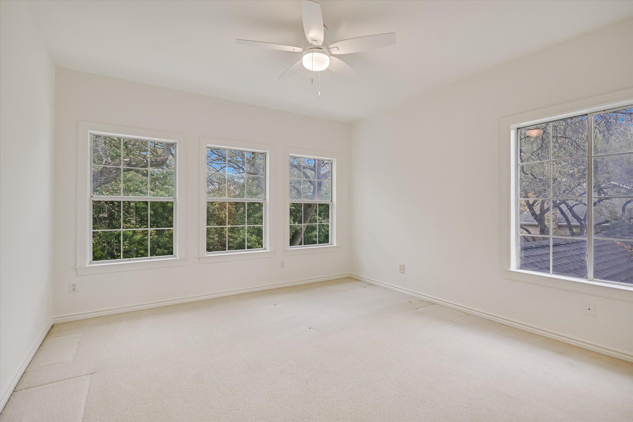 4000 Shadow Oak LN