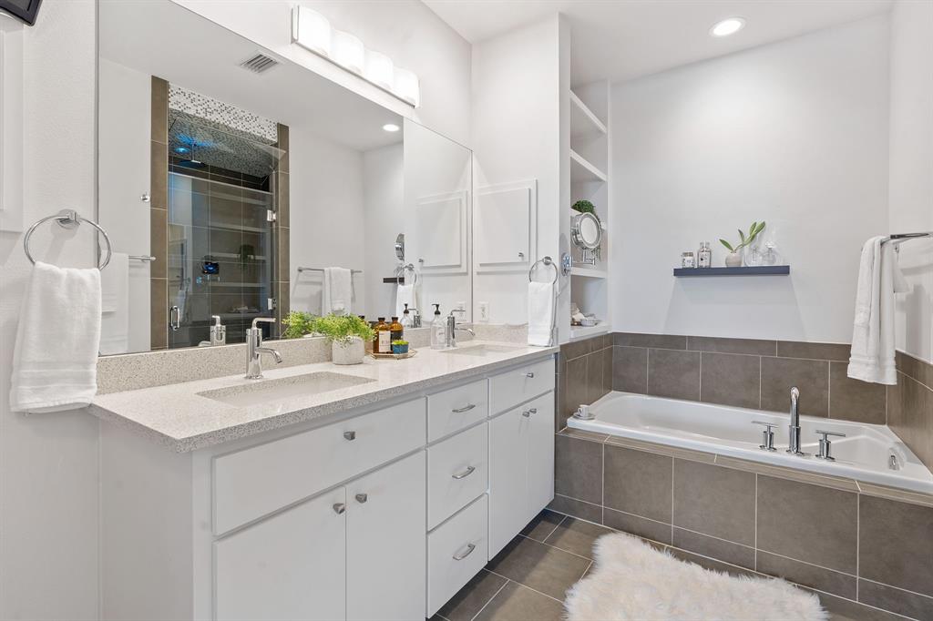 1305 Exposition BLVD # 4