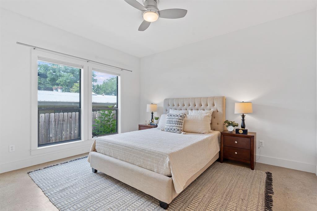 1305 Exposition BLVD # 4