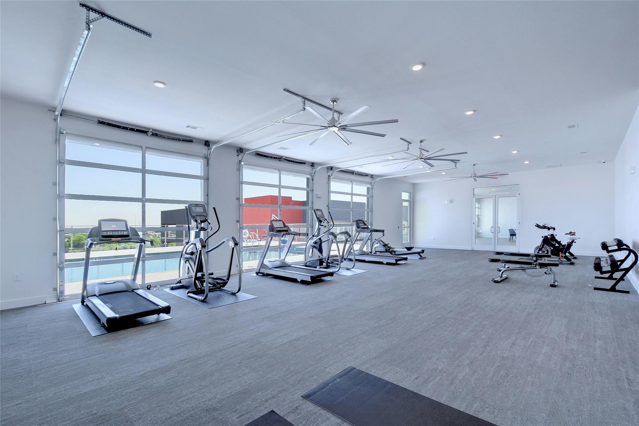 4361 S Congress Ave # 402