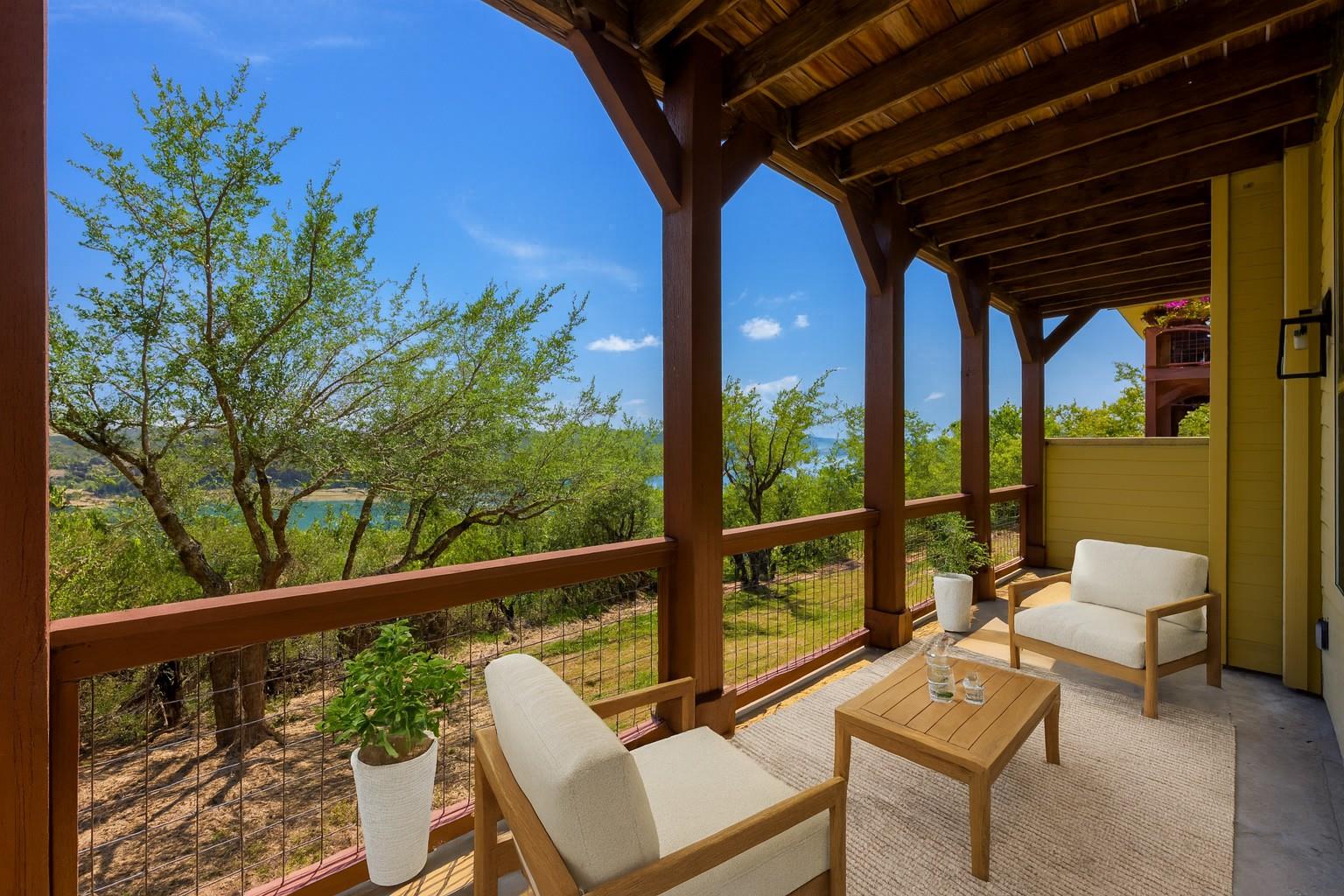 1101 OAK HURST RD # 101