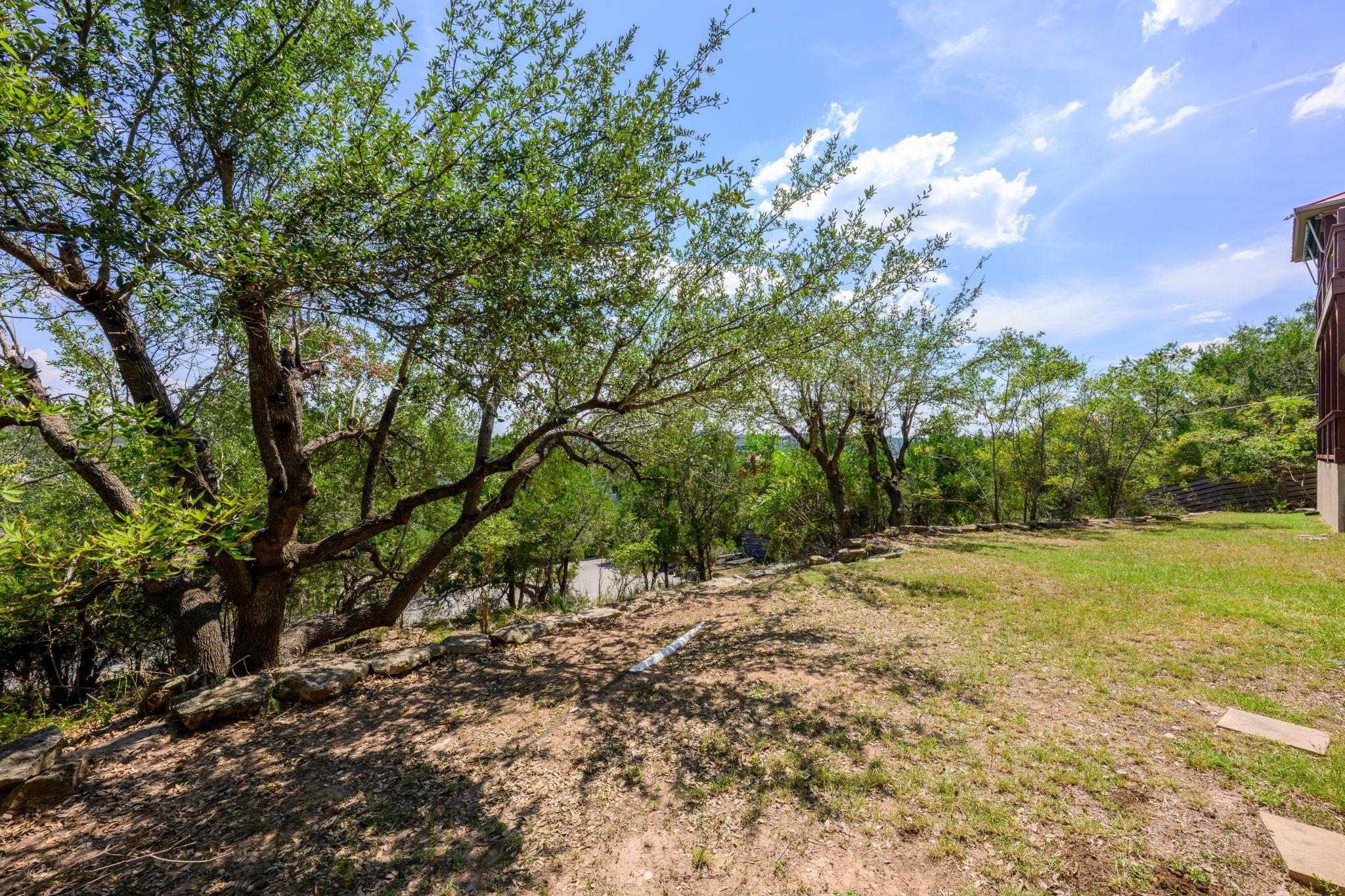 1101 OAK HURST RD # 101