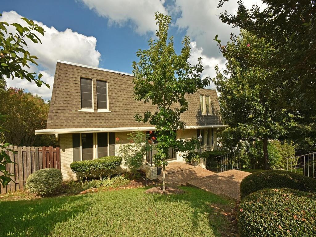 3200 Maywood Ave # A