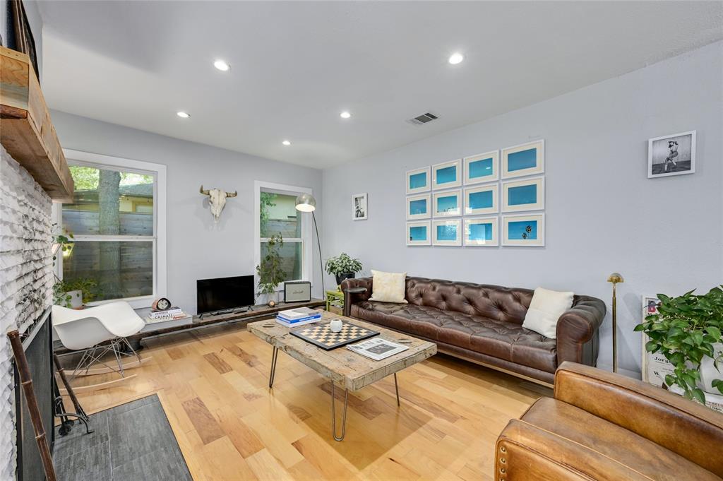 1209 Bentwood RD