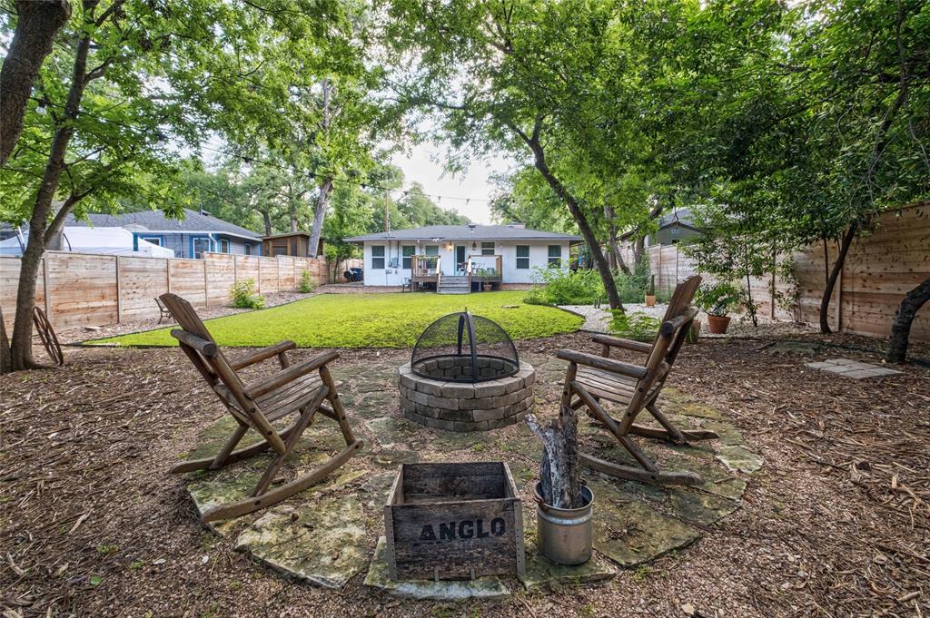1209 Bentwood RD