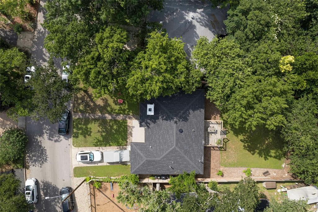 1209 Bentwood RD