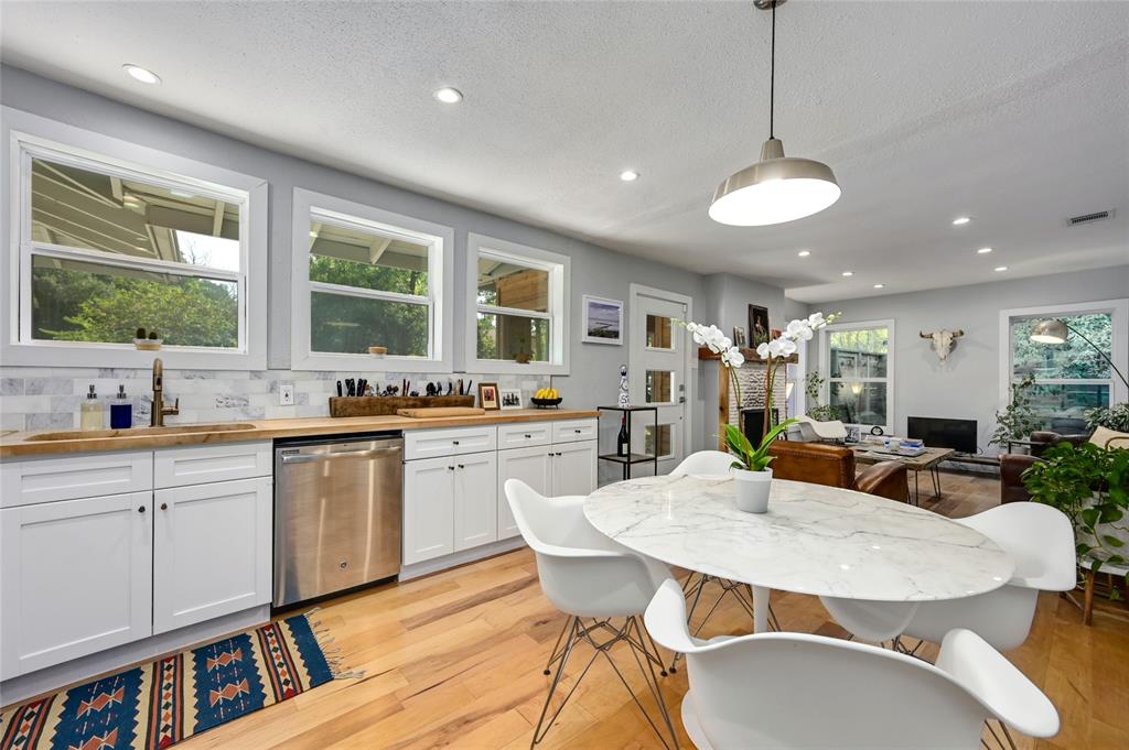 1209 Bentwood RD