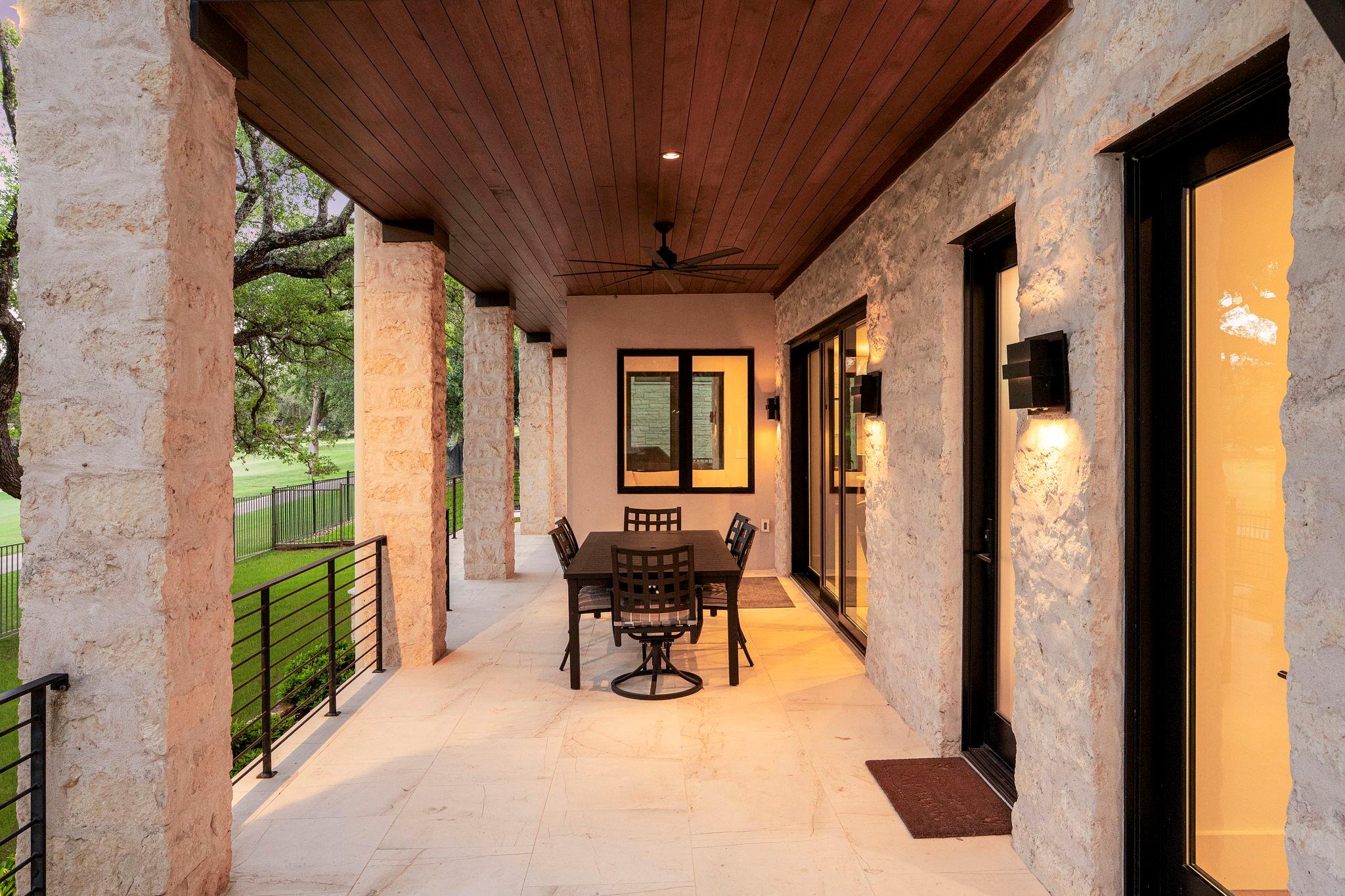 12 Treehaven LN
