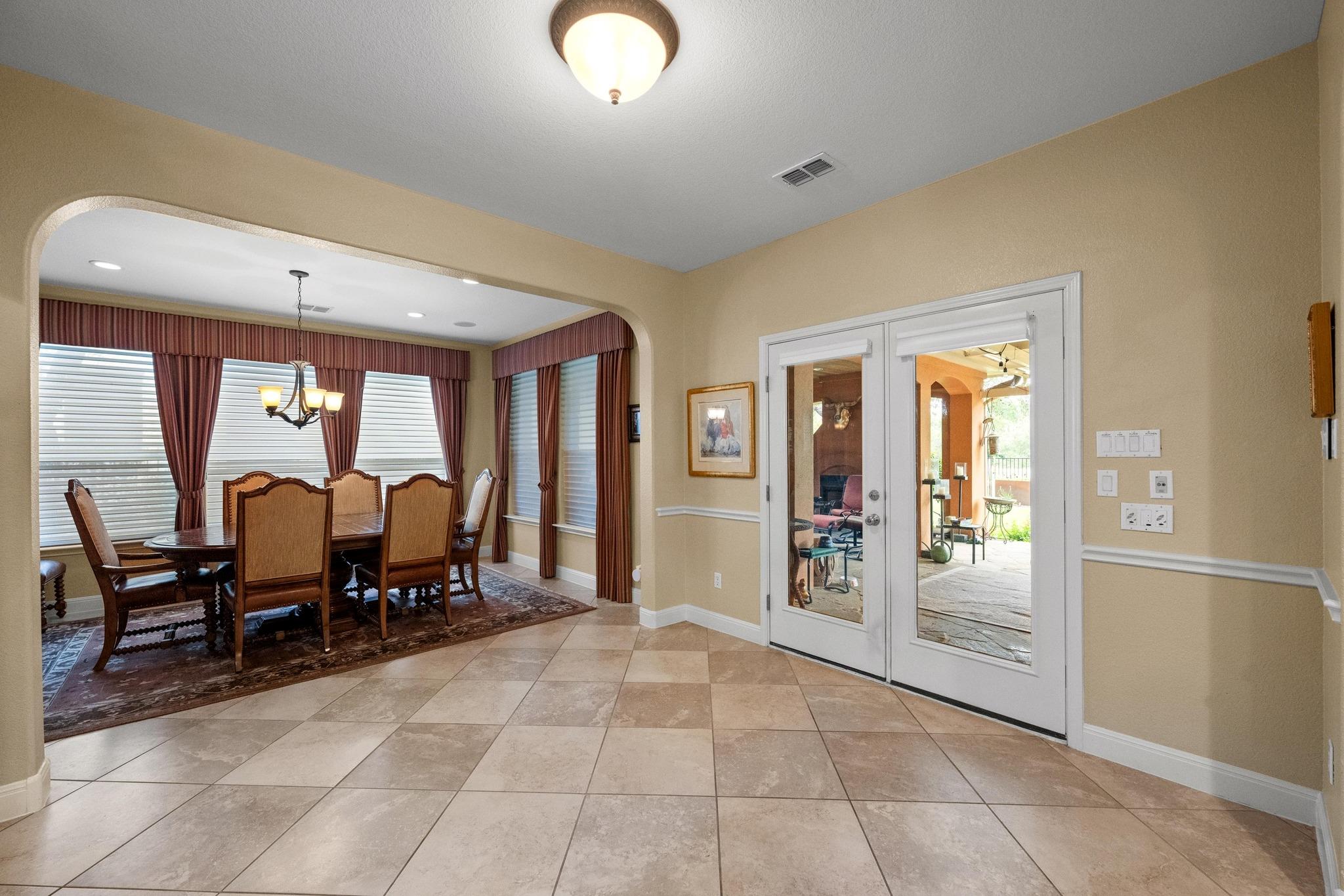 11313 Hollister DR