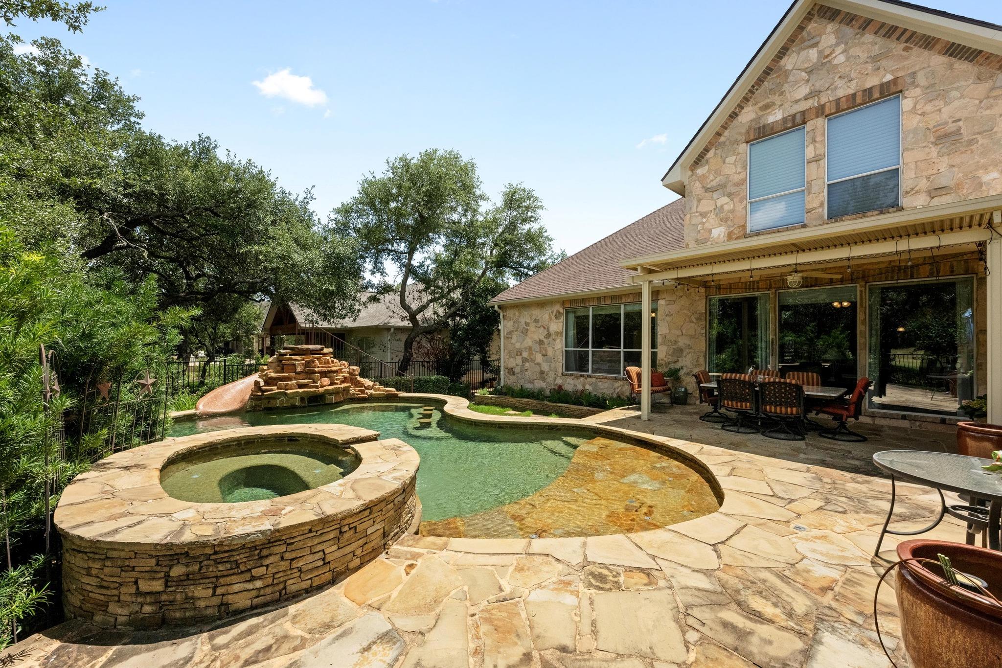 11313 Hollister DR