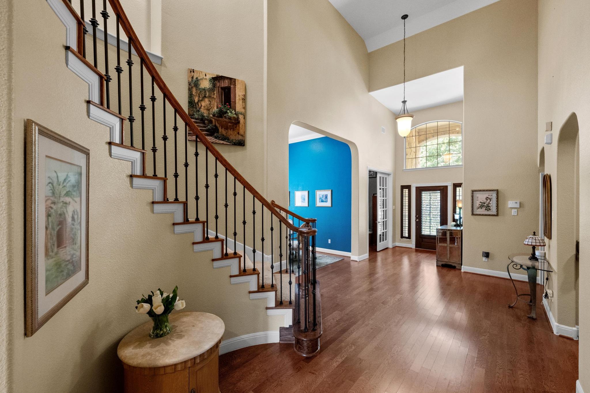 11313 Hollister DR