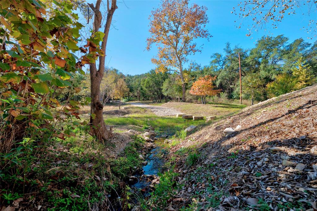 300 Laurel Valley RD