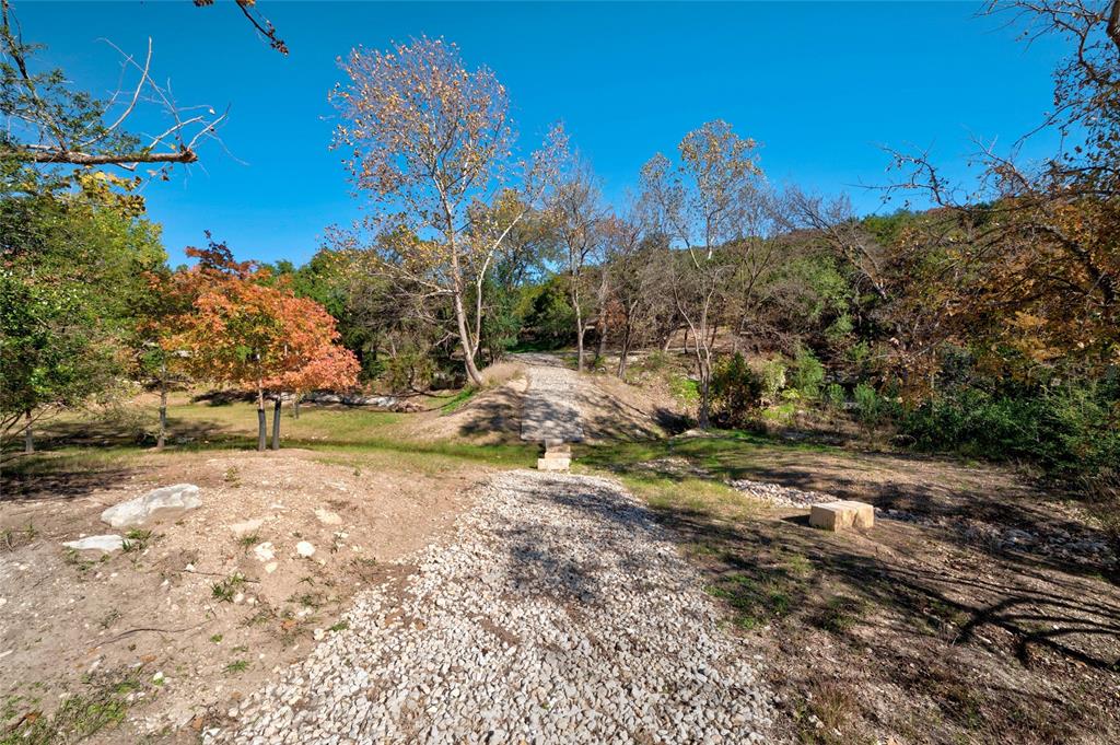 300 Laurel Valley RD