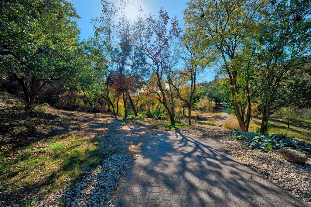 300 Laurel Valley RD