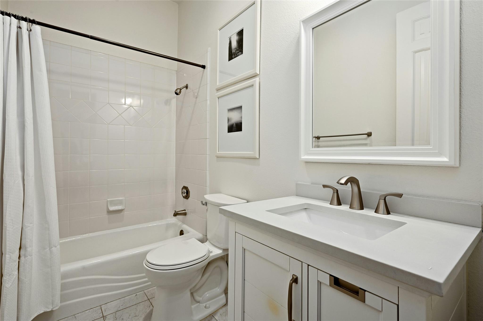 6615 Dogwood Creek DR