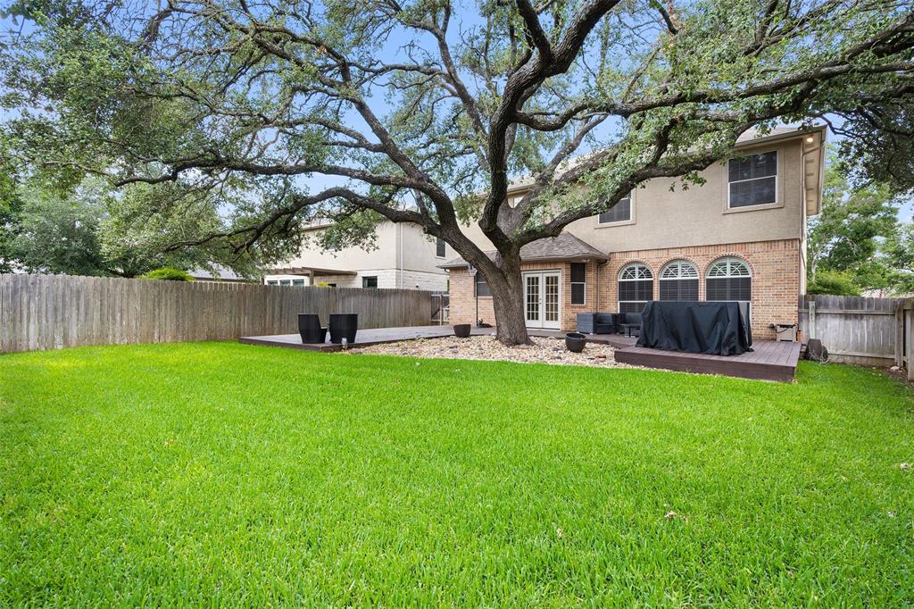 11721 Emerald Falls DR