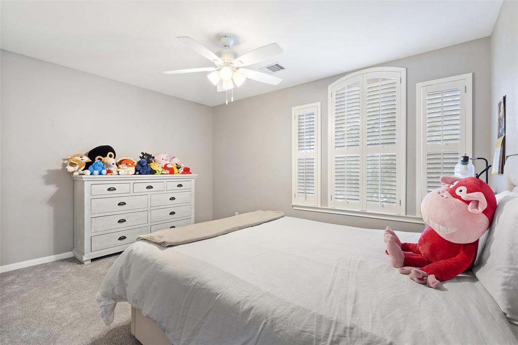 11721 Emerald Falls DR