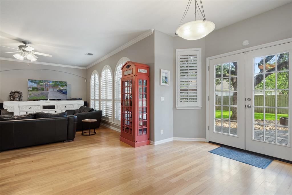 11721 Emerald Falls DR