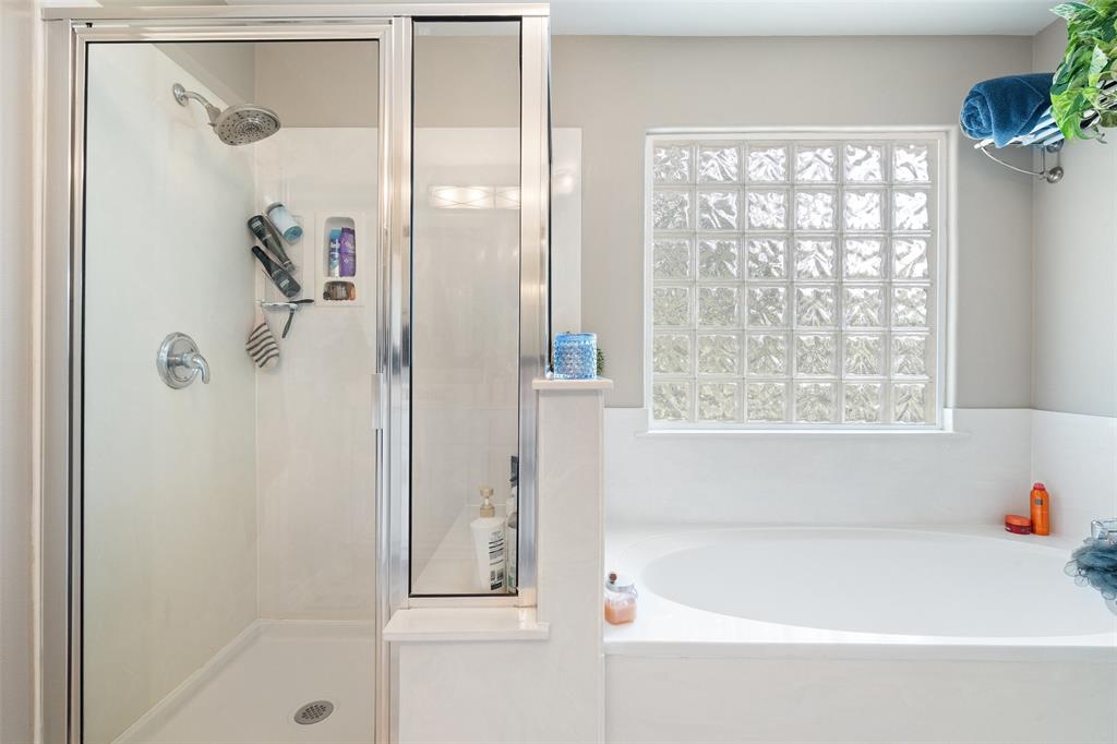 11721 Emerald Falls DR