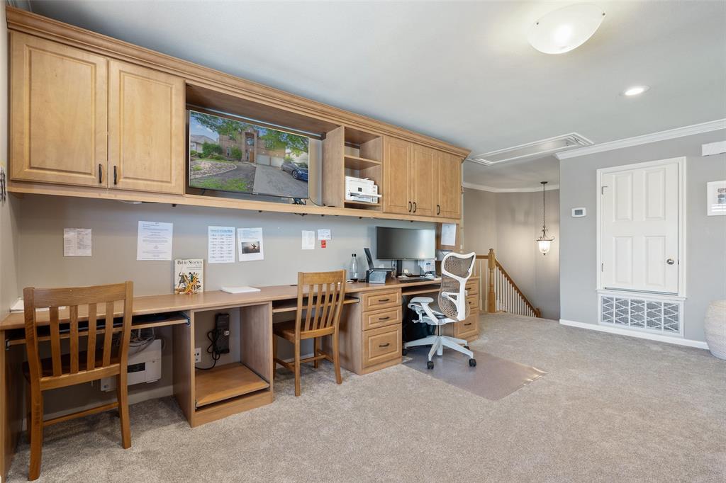 11721 Emerald Falls DR