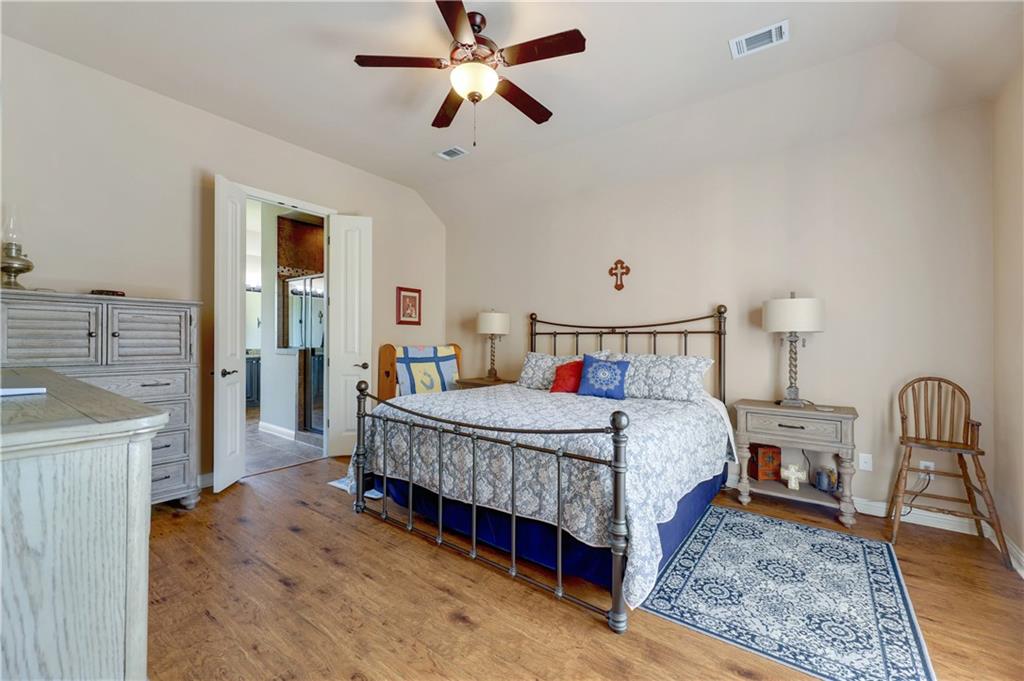 1936 Bold Sundown DR