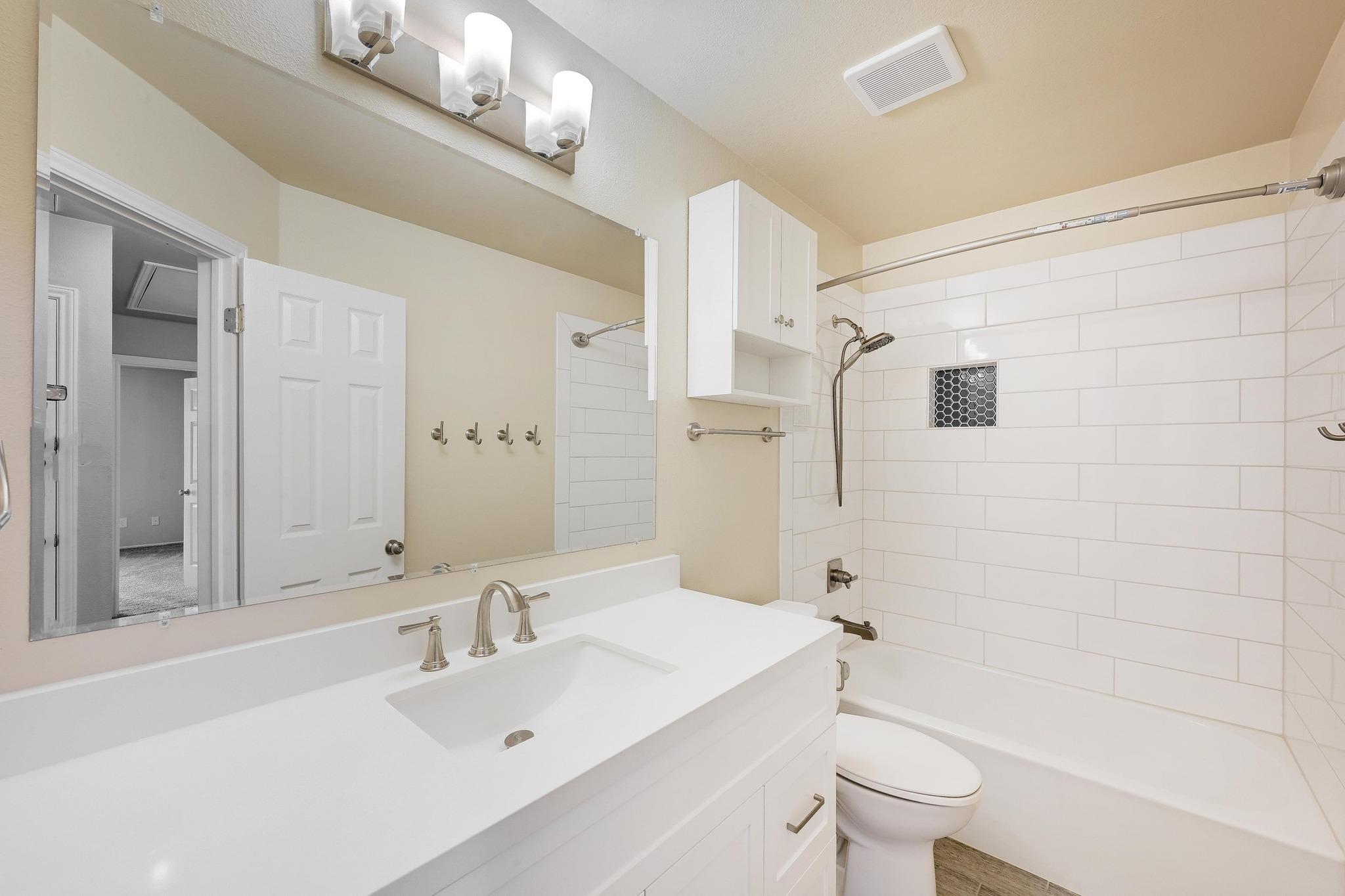 117 DEERHORN CT