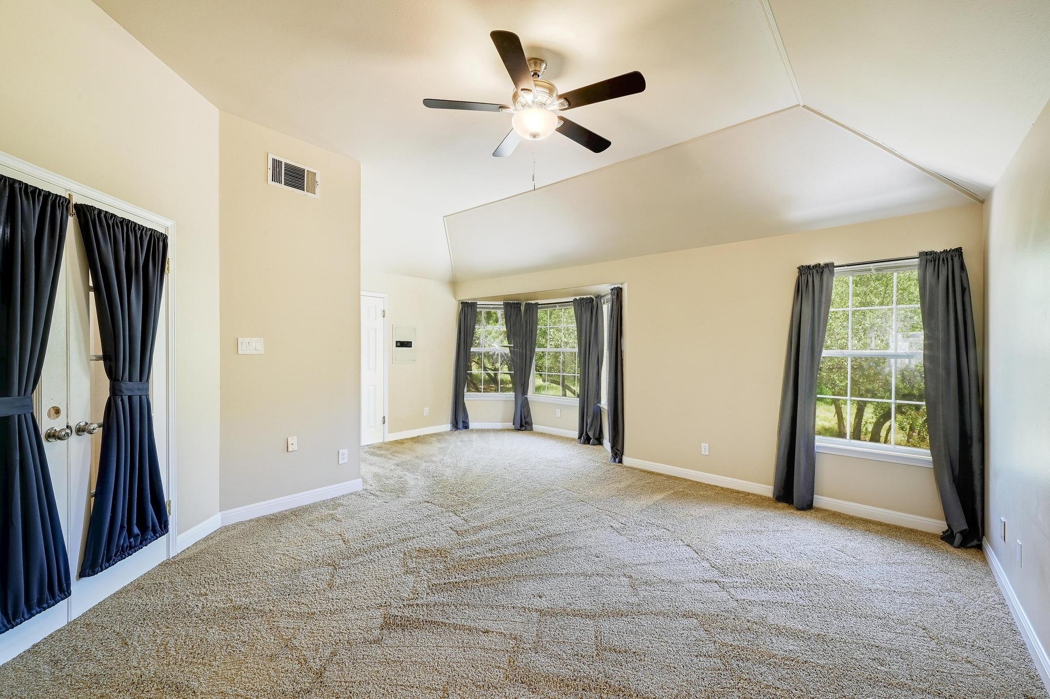 117 DEERHORN CT