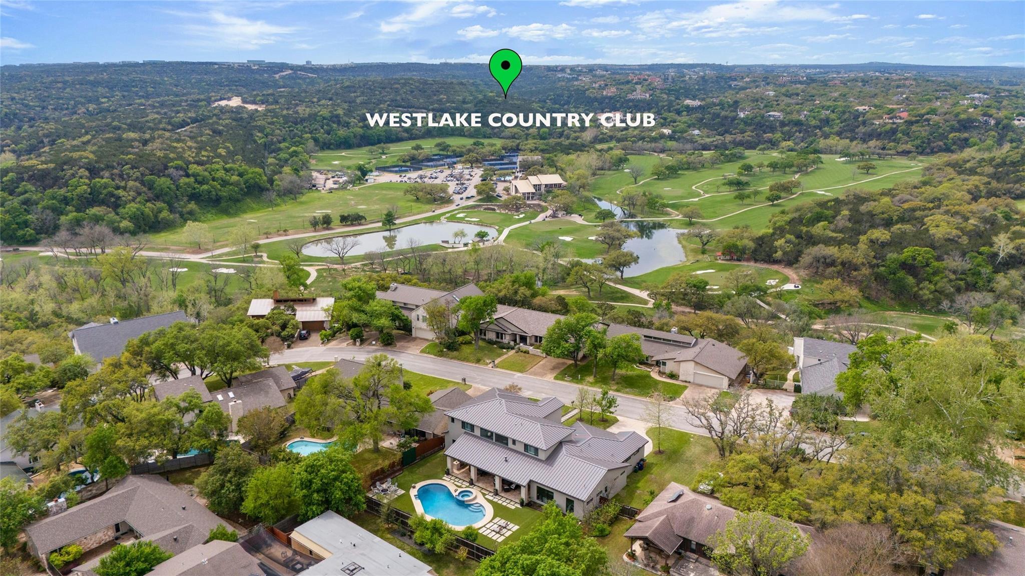 2201 Cypress PT W