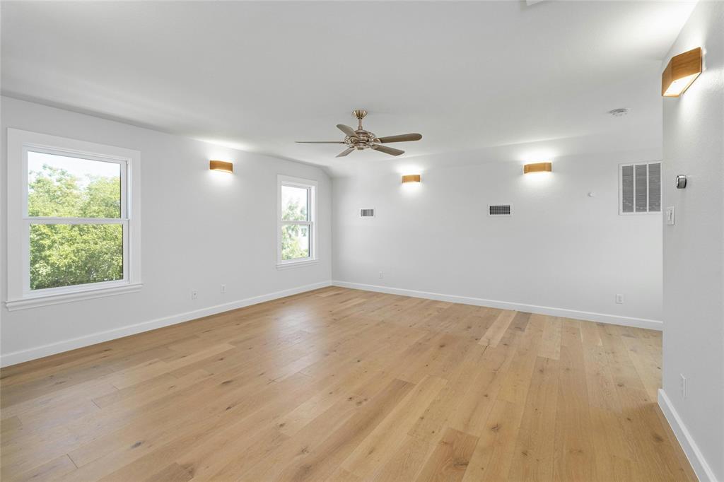 1203 Cedar Ave