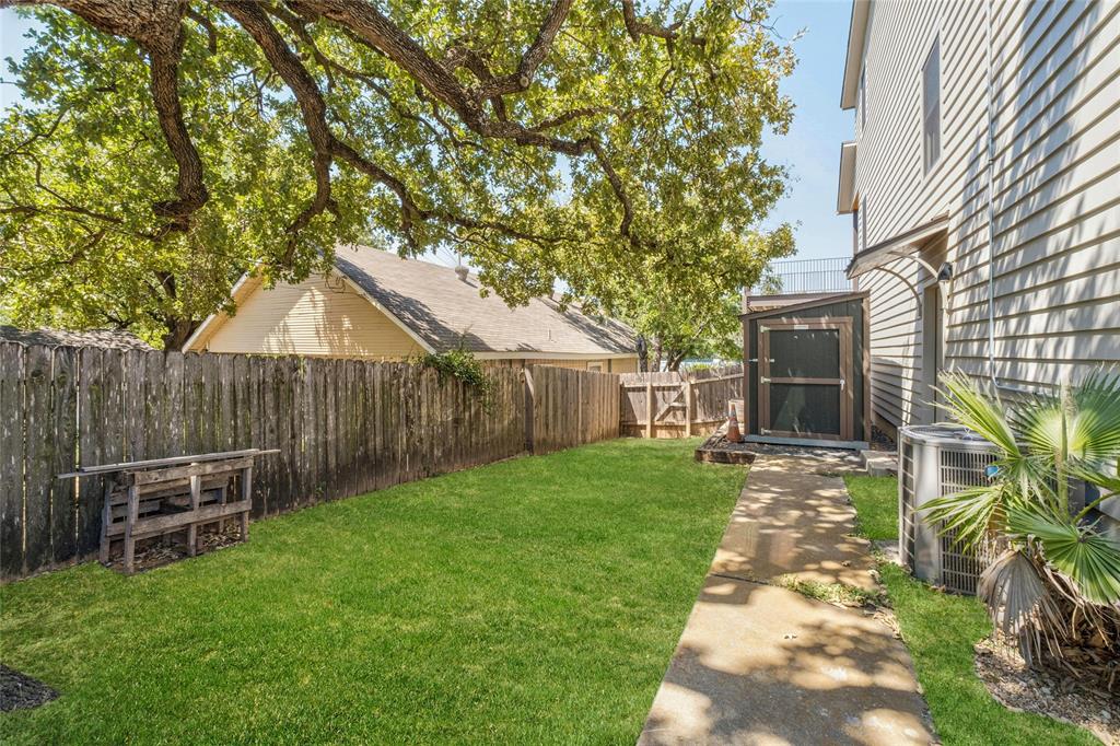 1203 Cedar Ave