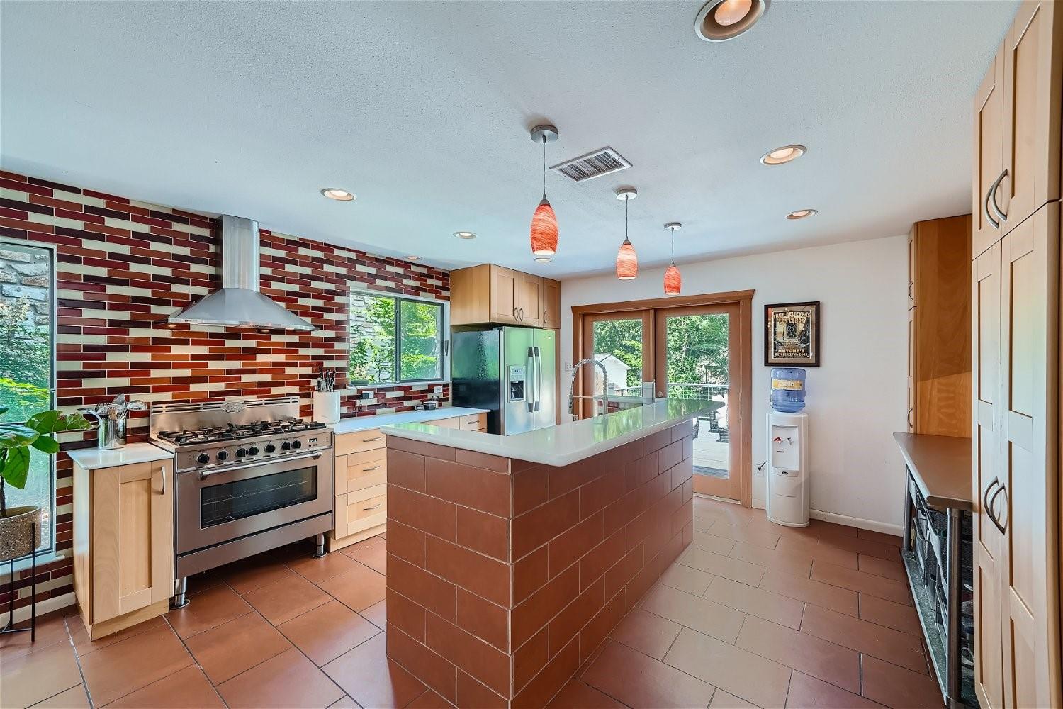 1802 Mistywood DR