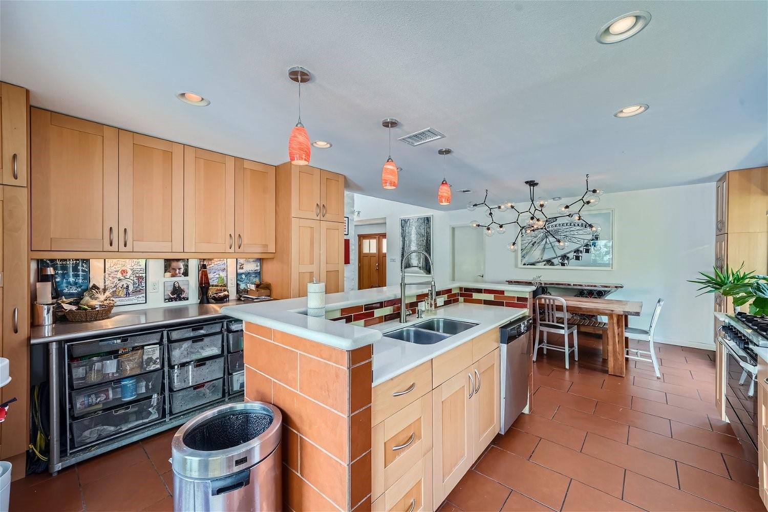 1802 Mistywood DR