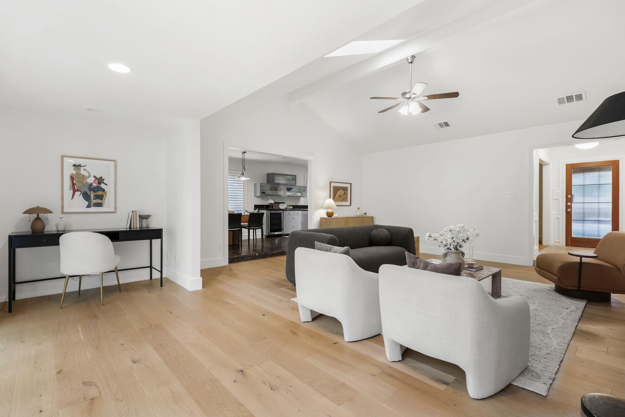 3112 Eanes CIR
