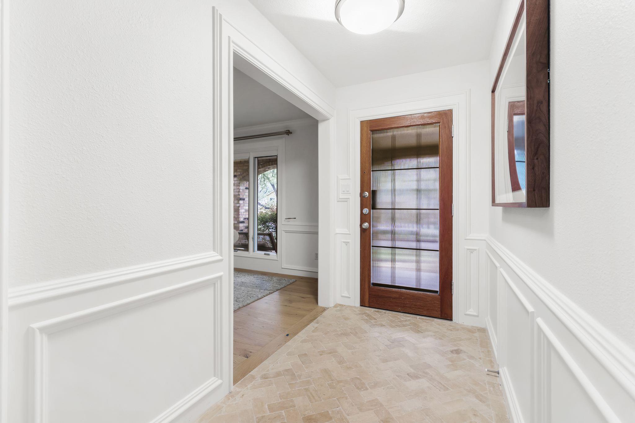 3112 Eanes CIR