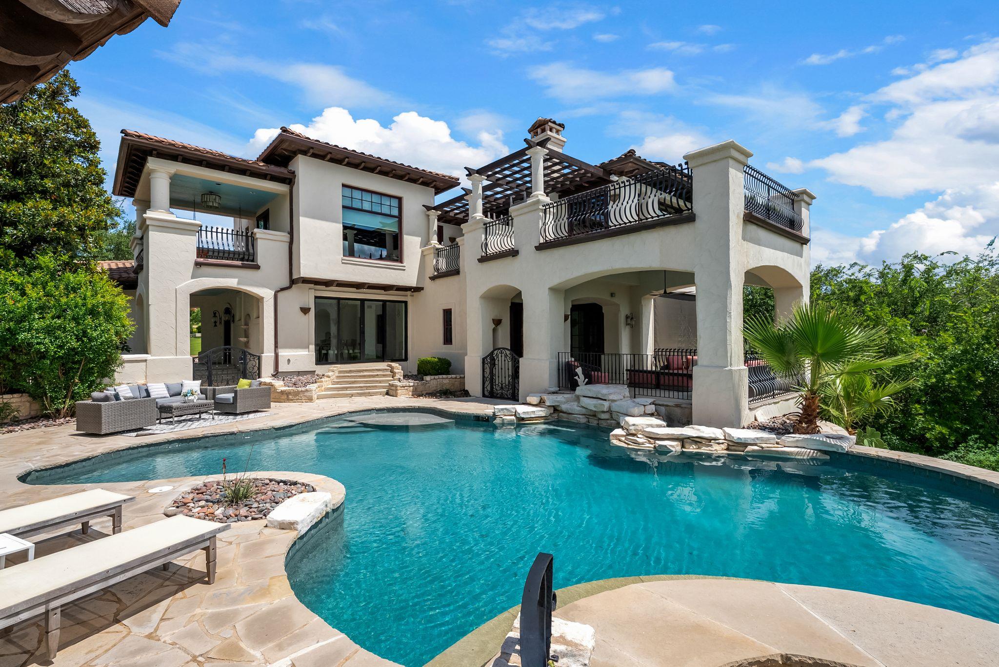 203 Bella Riva DR