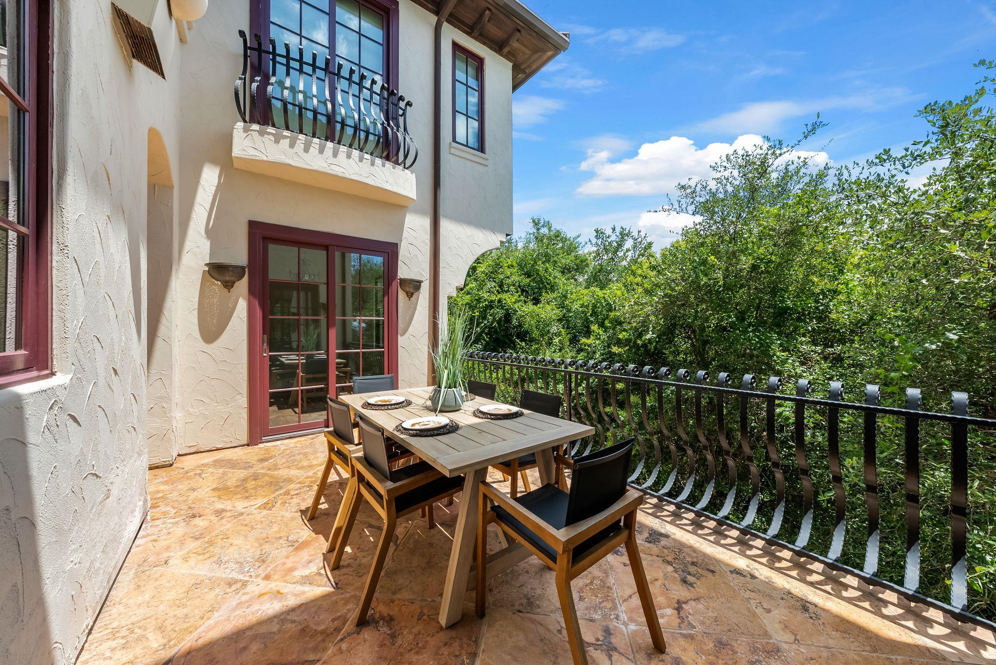 203 Bella Riva DR