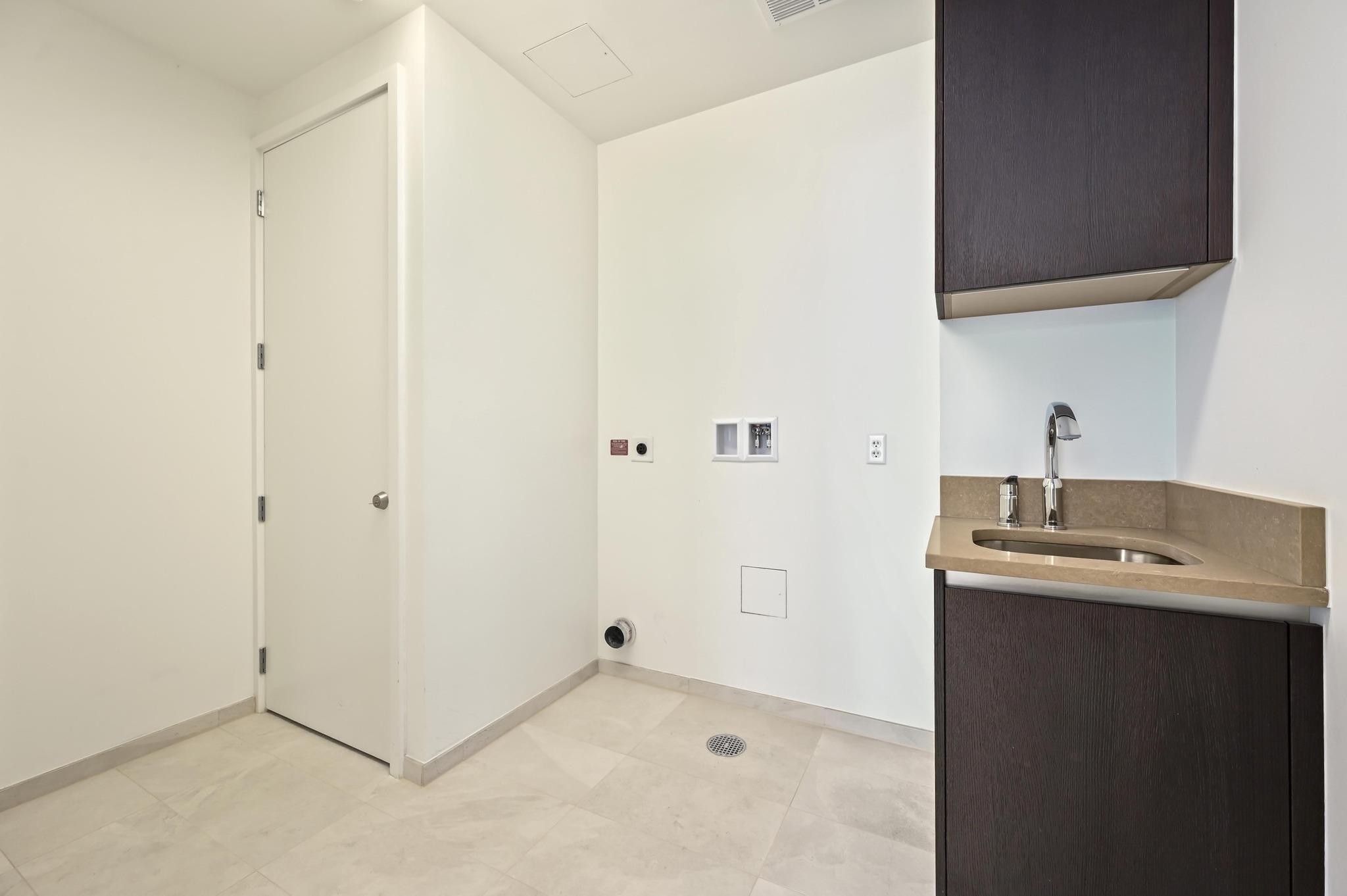 501 West Ave # 2001
